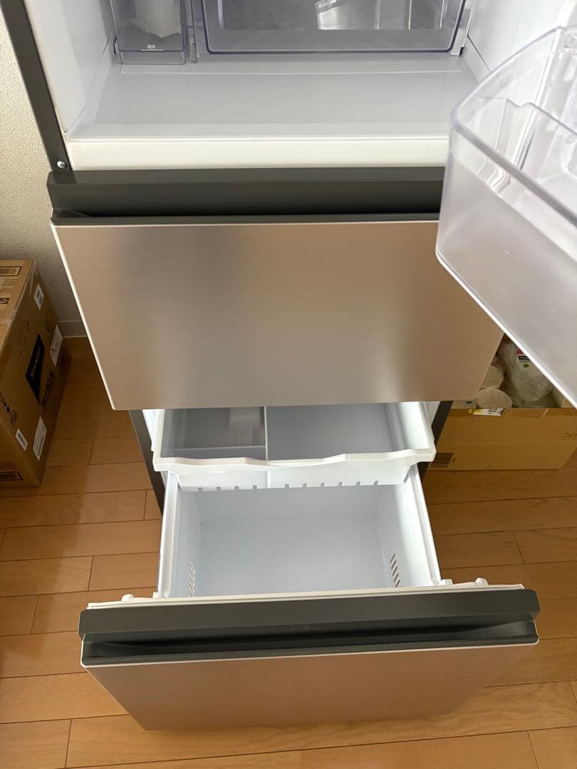 シルバー冷蔵庫 上開き 2段冷凍室