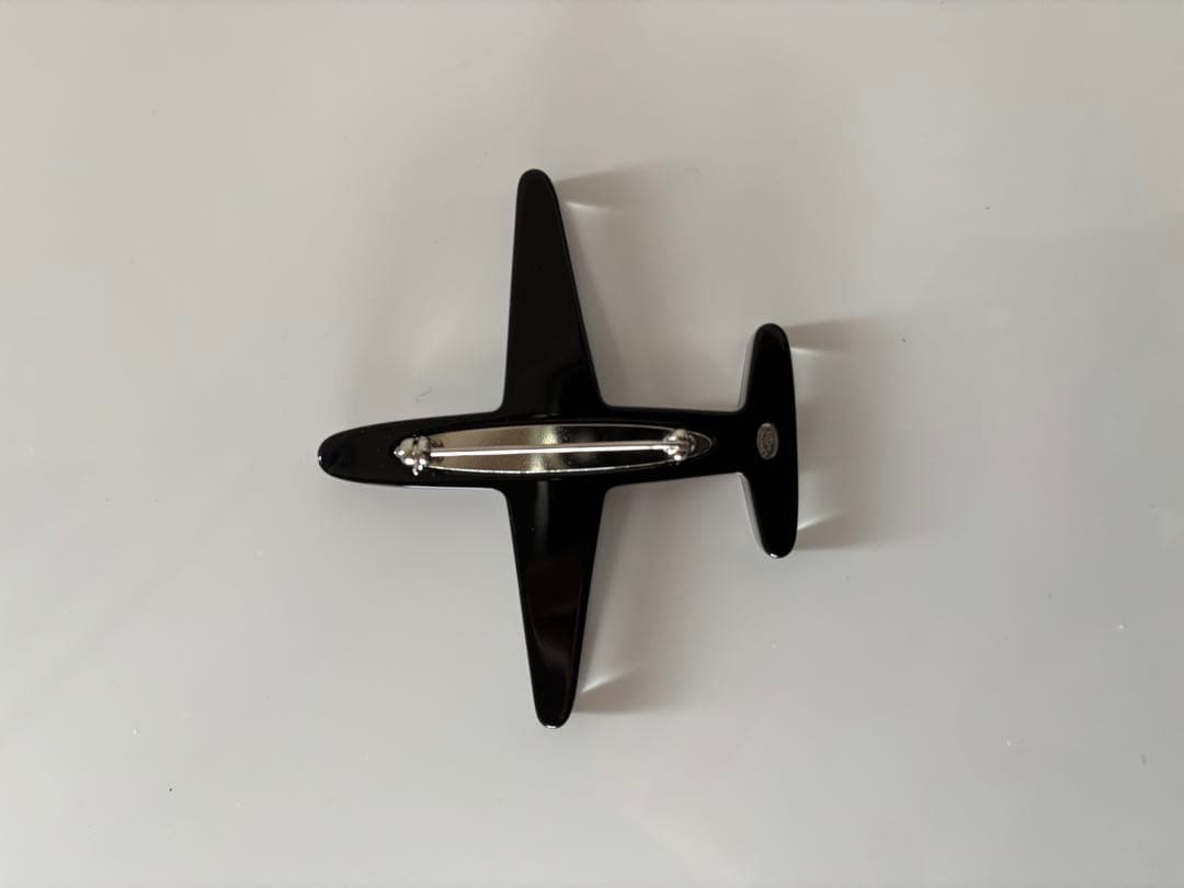 CHANEL シャネル エアライン レジンブローチ　1回着用【極美品】