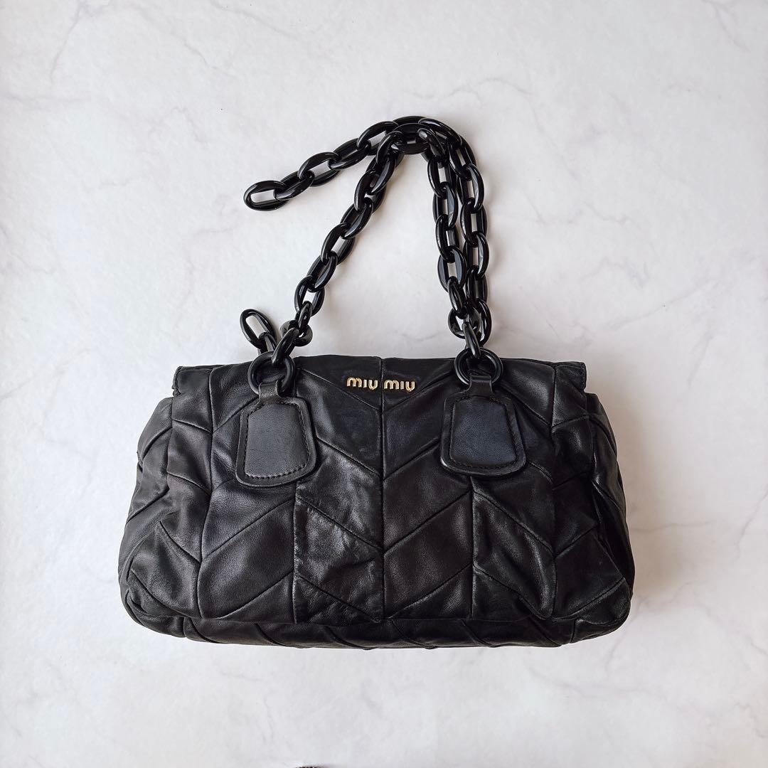 MIUMIU ブラックレザー キルティング チェーン 黒 ショルダーバッグ