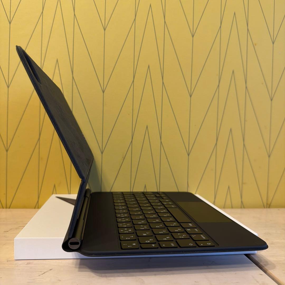 【純正美品】iPad Magic Keyboard 11インチ JP