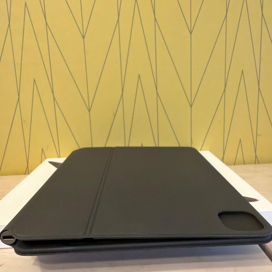 【純正美品】iPad Magic Keyboard 11インチ JP