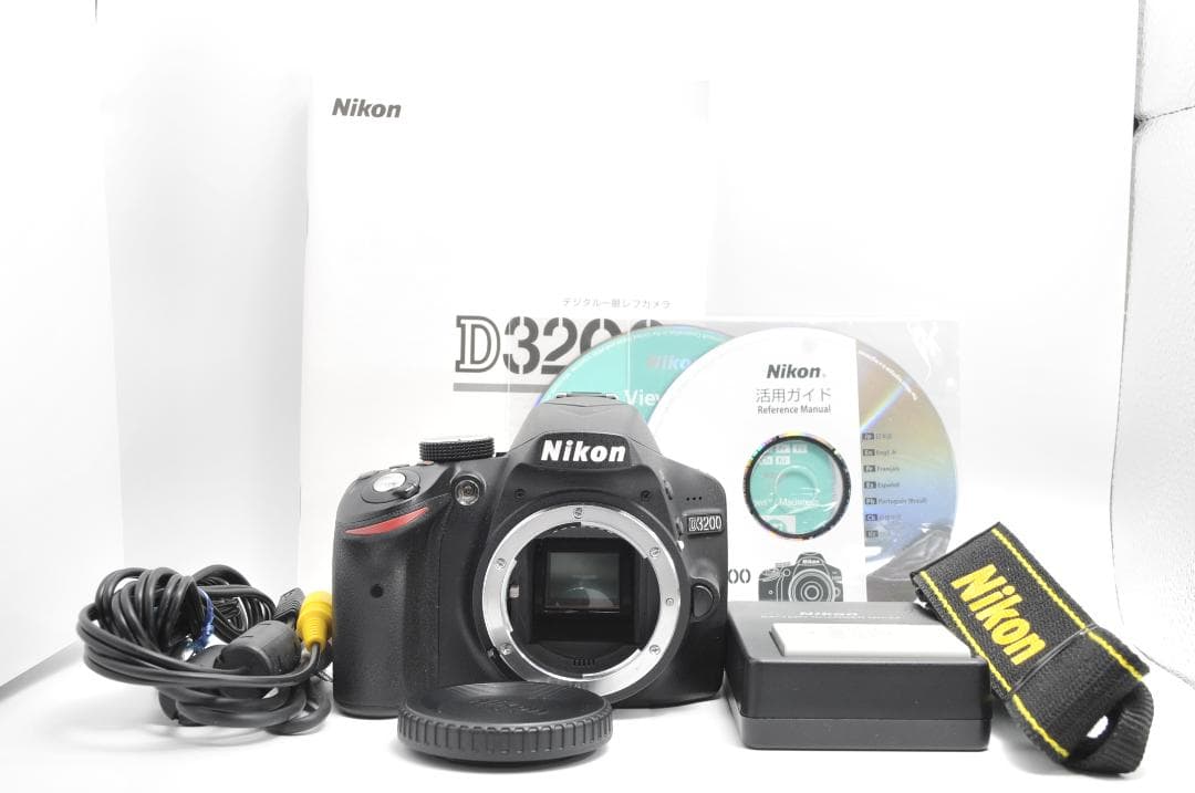 ✨美品 箱付✨Nikon D3200 ボディ デジタル一眼レフカメラ