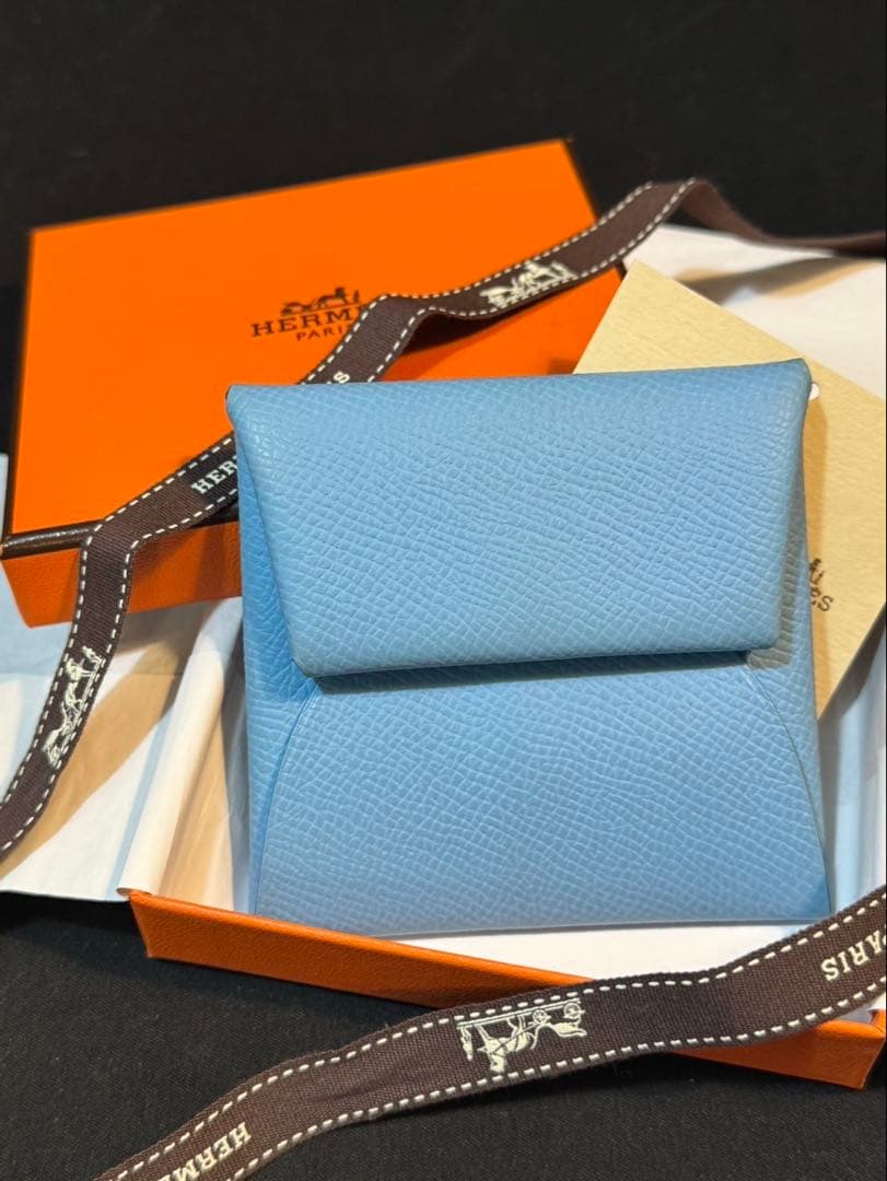 HERMESエルメス 高級レザー ブルー ケース バスティア