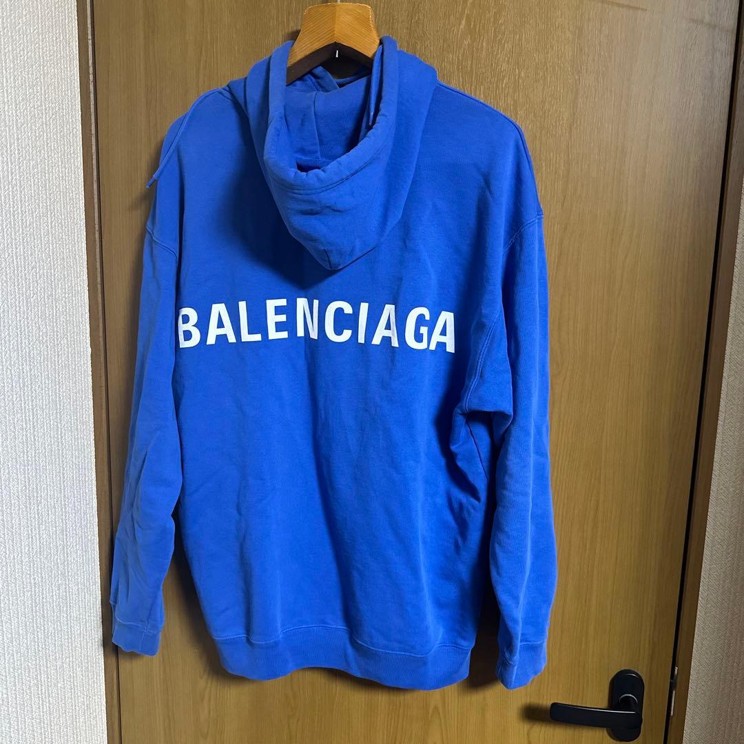 本日限定価格　バレンシアガ　パーカー