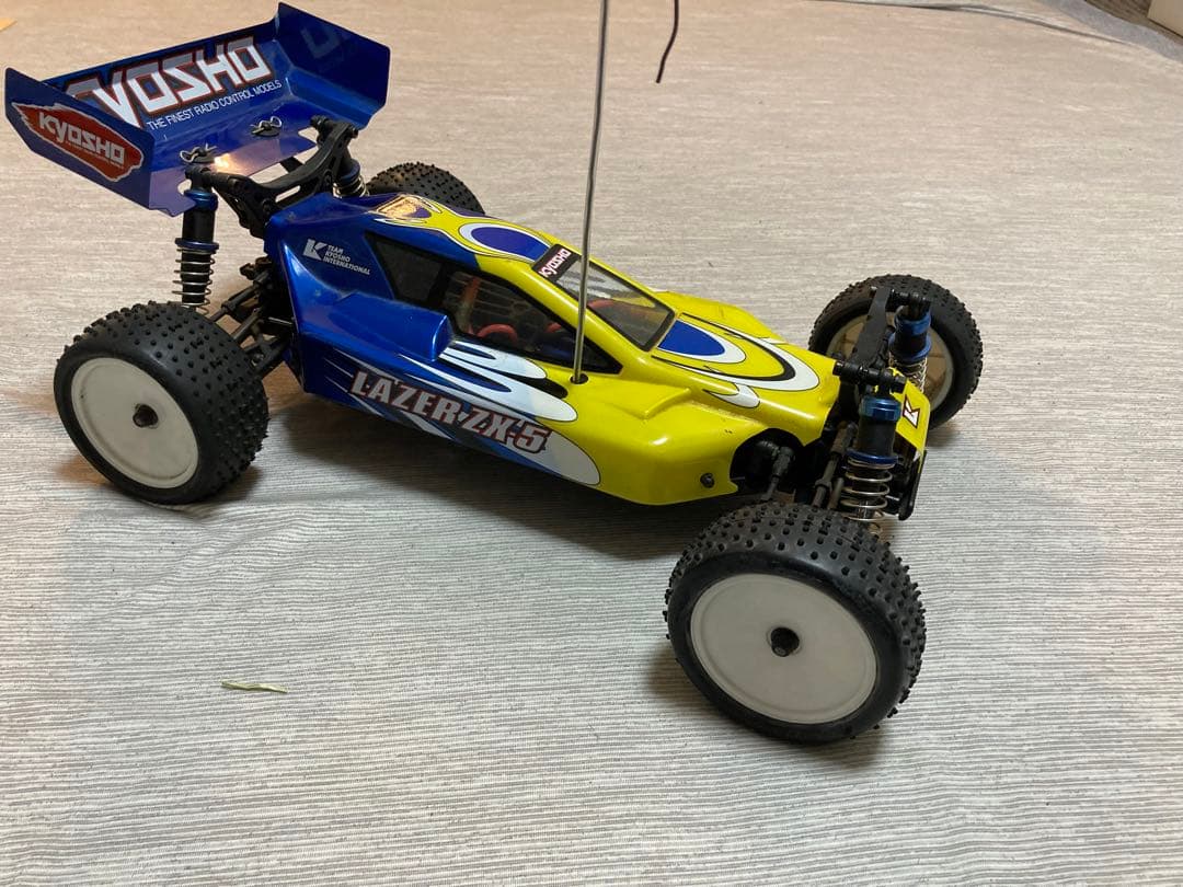 【期間限定値下げ】絶版生産終了品！京商レーザーZX5フルセット