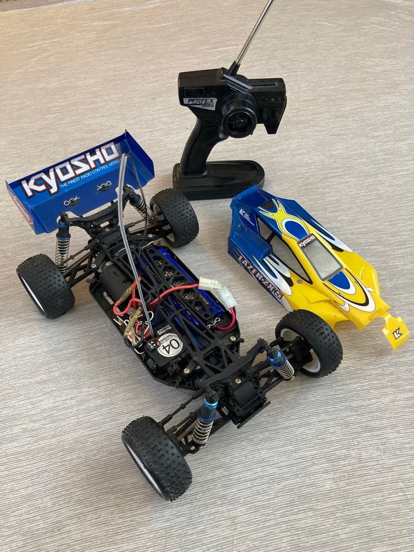 【期間限定値下げ】絶版生産終了品！京商レーザーZX5フルセット