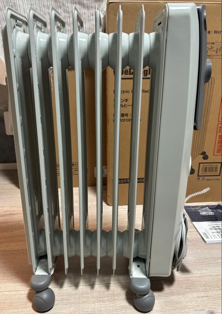 デロンギ　オイルヒーター