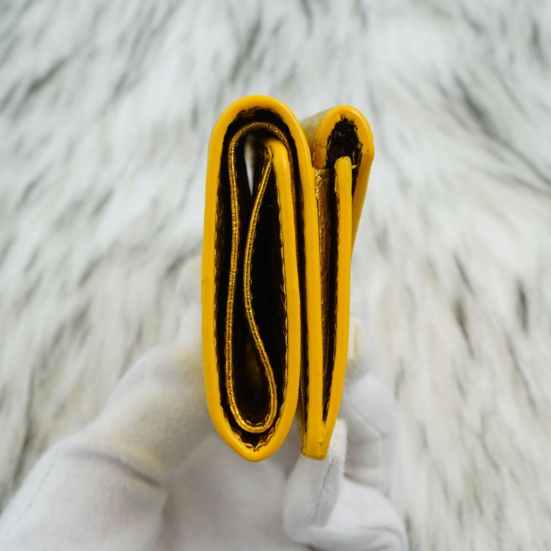 未使用品　BALENCIAGA バレンシアガ　三つ折り財布　ロゴグラム　ゴールド