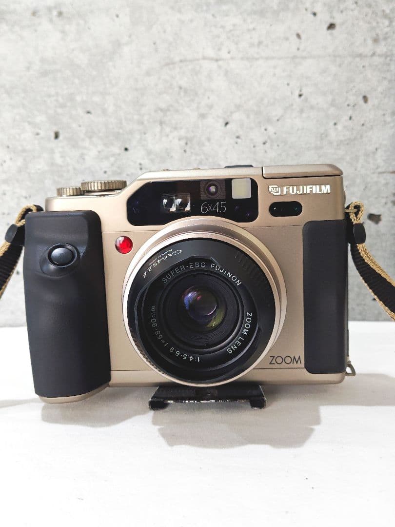 2060 FUJIFILM GA645zi　フィルムカメラ 最終‼️