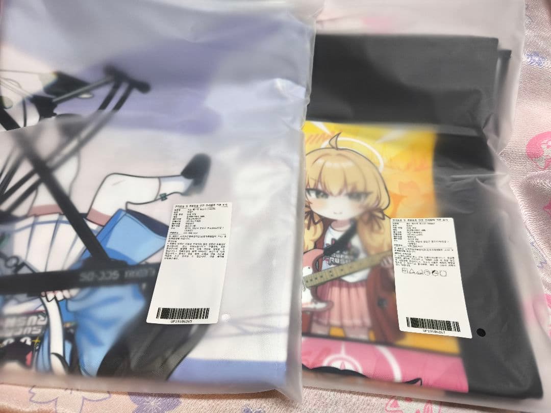 韓国版ブルーアーカイブ はまじあきコラボ放課後スイーツ部 布ポスター2種セット