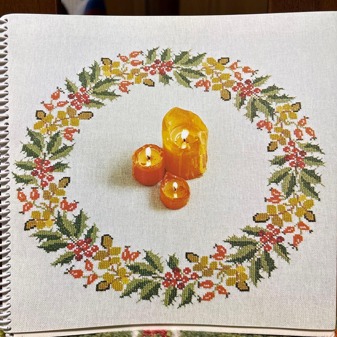 希少　フレメ刺繍　クリスマスクロスステッチ図案集　全79ページ　断捨離