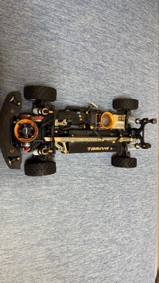 TAMIYA XV-01 メカ付き組済シャーシ　未塗装ボディ