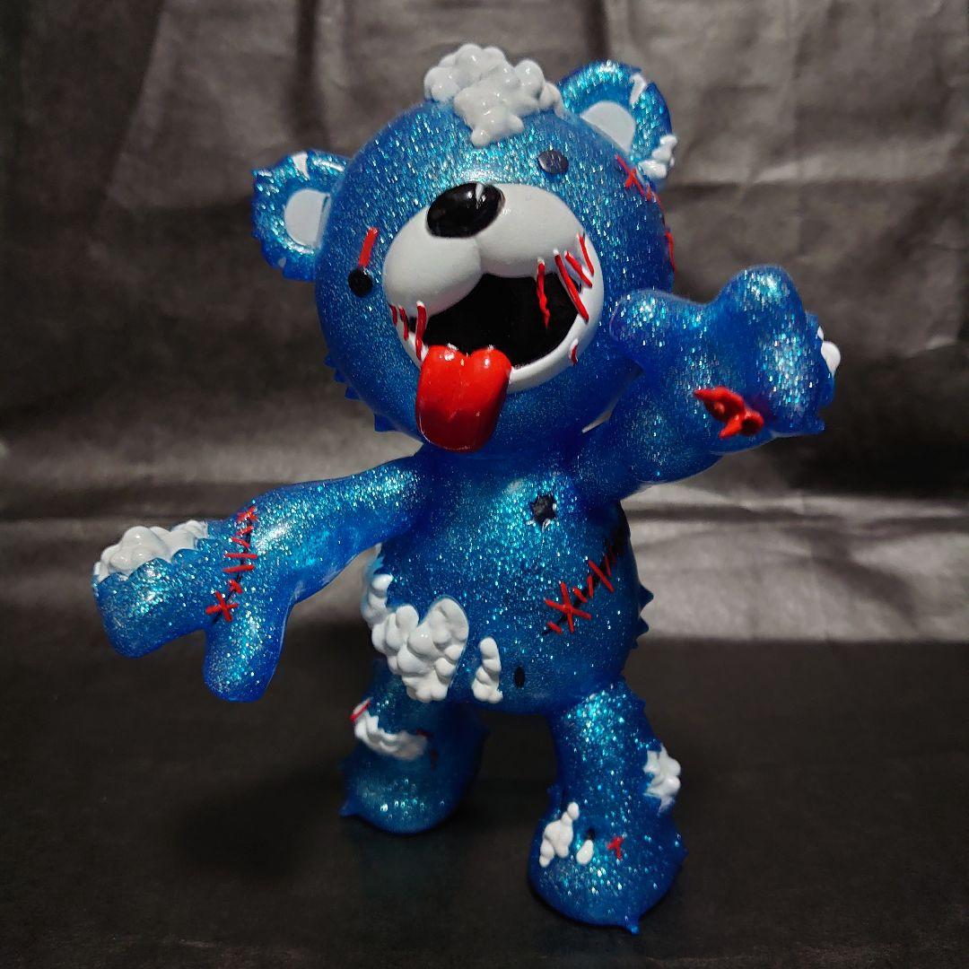 Art Studio 「SHOT!」ゾンベアー ソフビ ブルークリアラメ ver