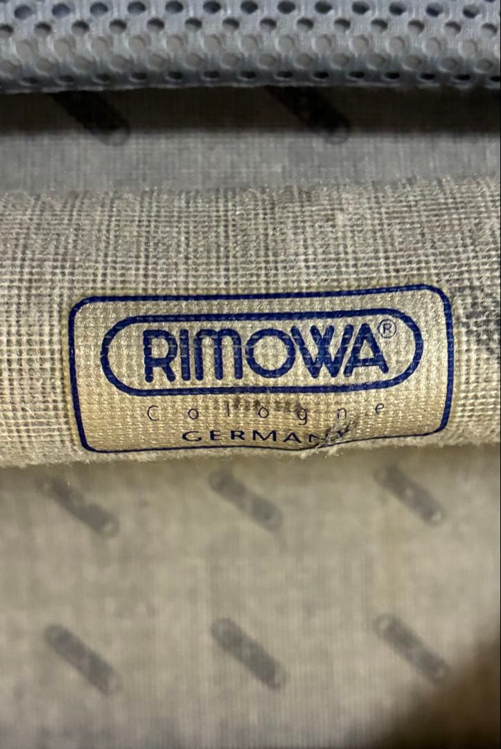 【中古/美品】リモワ RIMOWA SALSA 55cm 85152 機内持込可