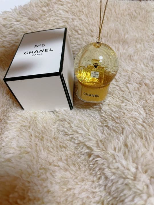 大変レアで希少な2021年限定✨No.5スノードーム