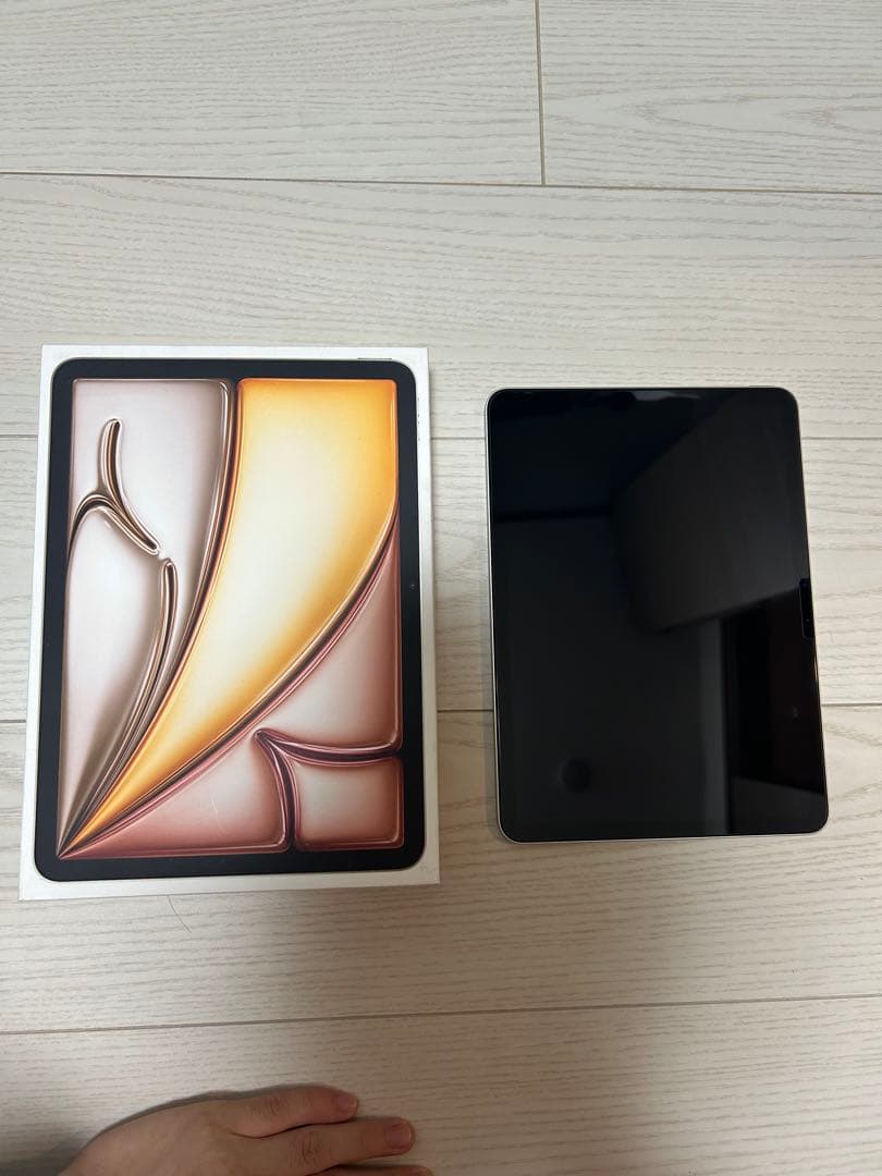 2024 Apple iPad Air本体 + ESRペンシル + ケース