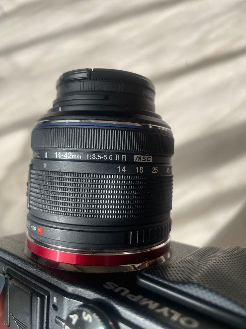 OLYMPUS PEN Lite E-PL6 ミラーレス14-42mmレンズ付