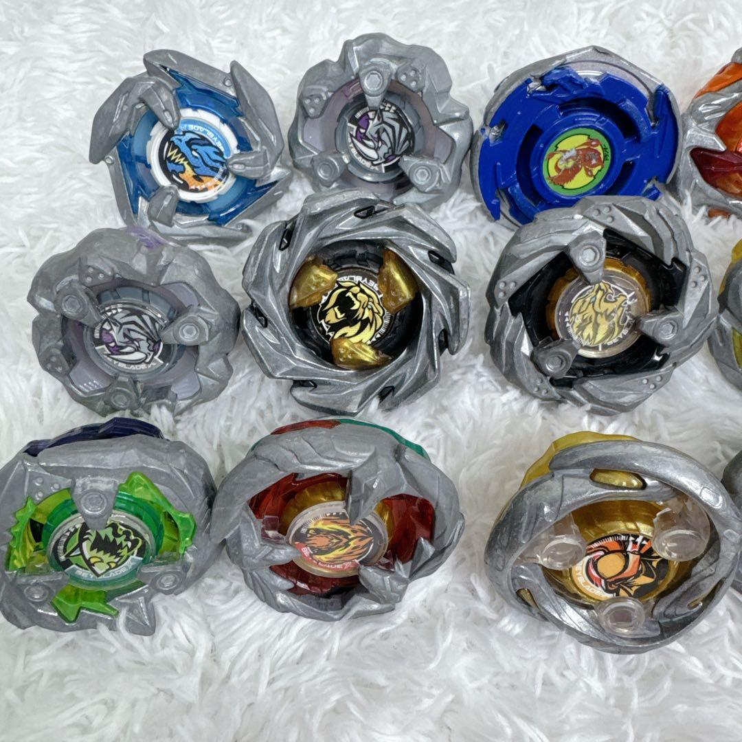 【最新版】ベイブレードX まとめ売り ベイ本体 18個 BX UX 引退品