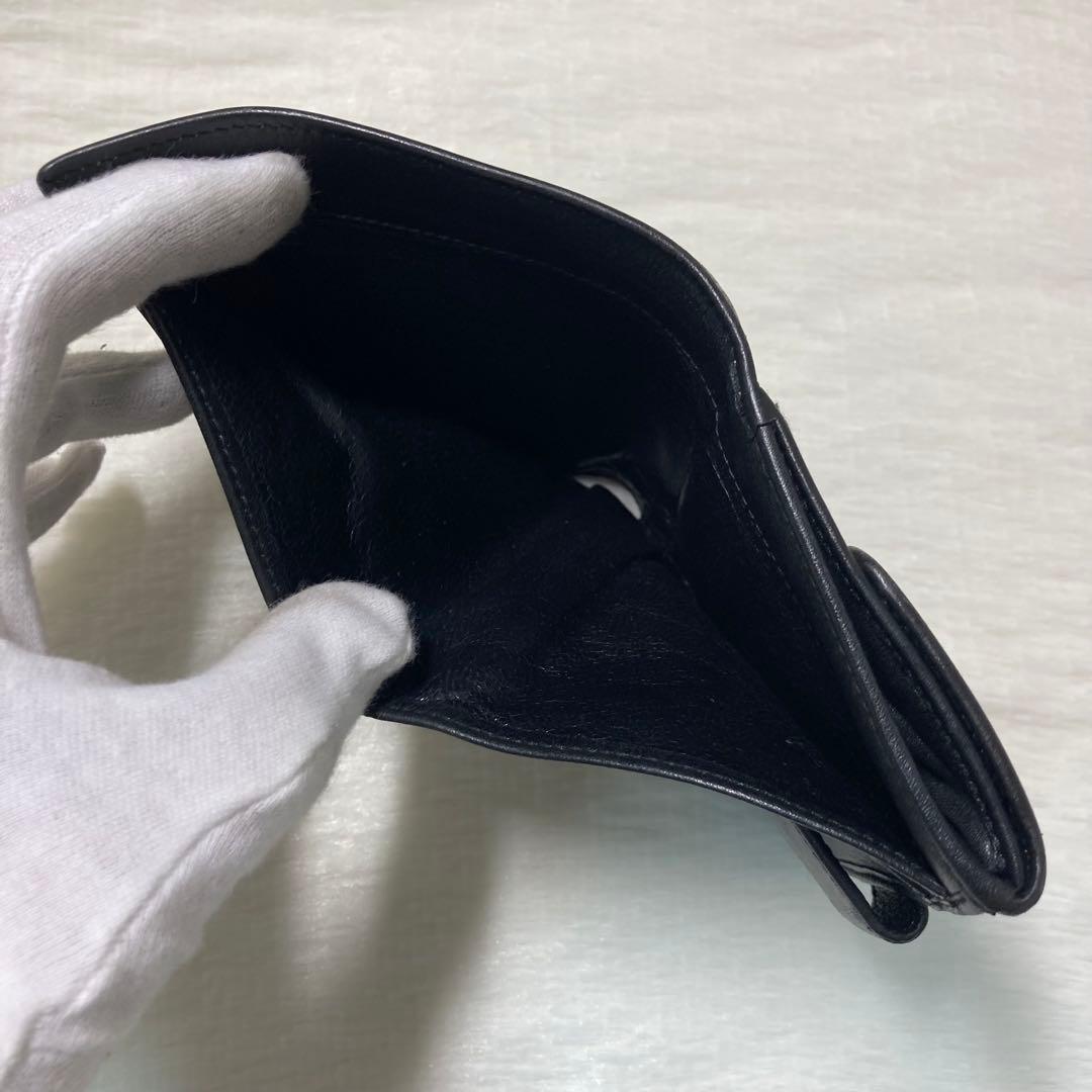 早い者勝ち　美品　GUCCI グッチ　バンブー　二つ折り　黒　レザー　人気