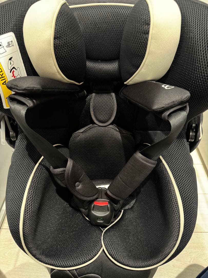 AILEBEBE KURUTTO 5i グランス ブラックエールべべクルット5i