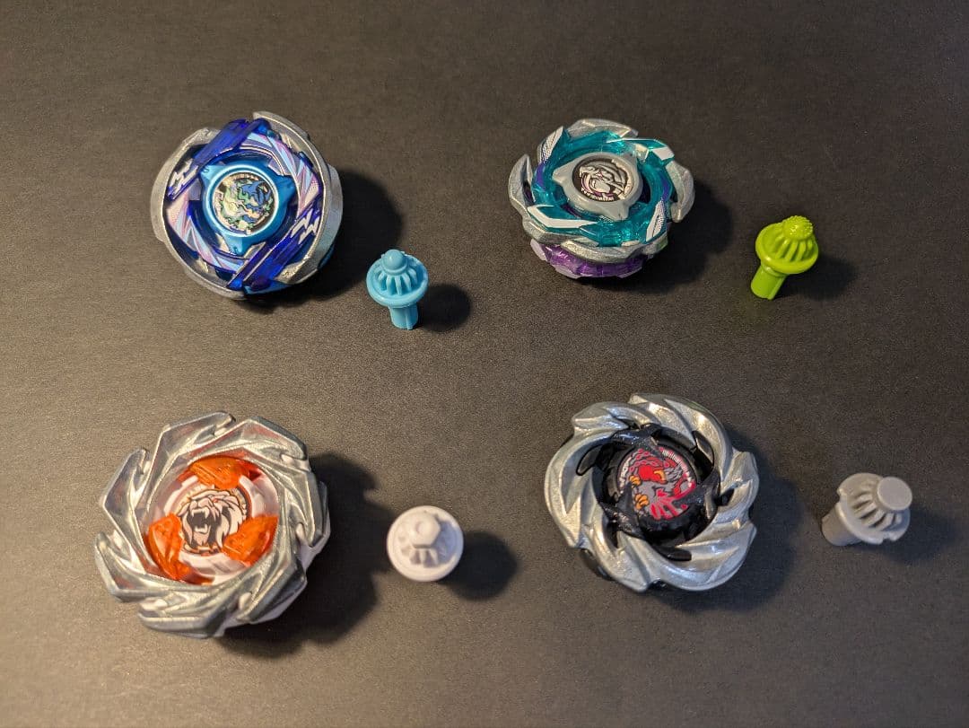 ベイブレードX　CX-05ランダムブースターvol.6 ４種類セット　おまけあり