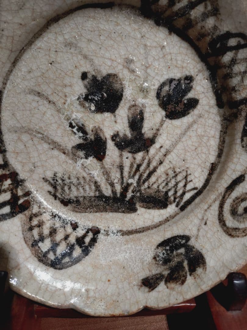 絵志野 蛇籠 草花紋 向付