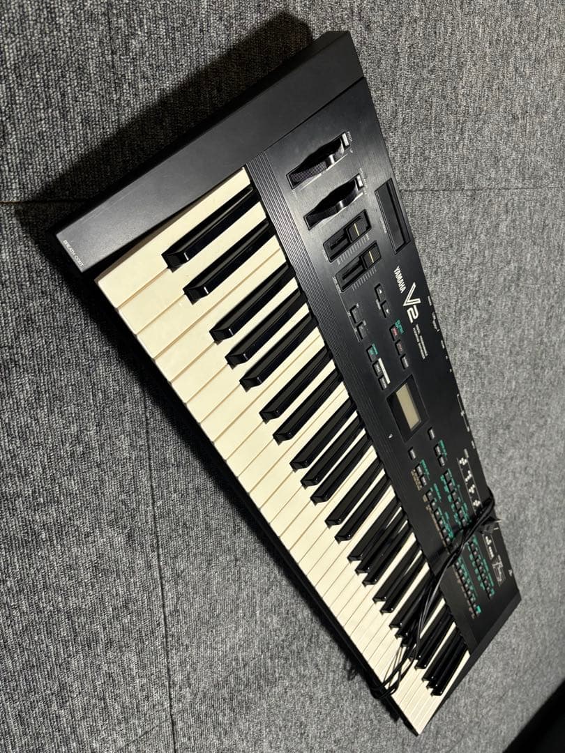 YAMAHA V2 キーボード シンセサイザー