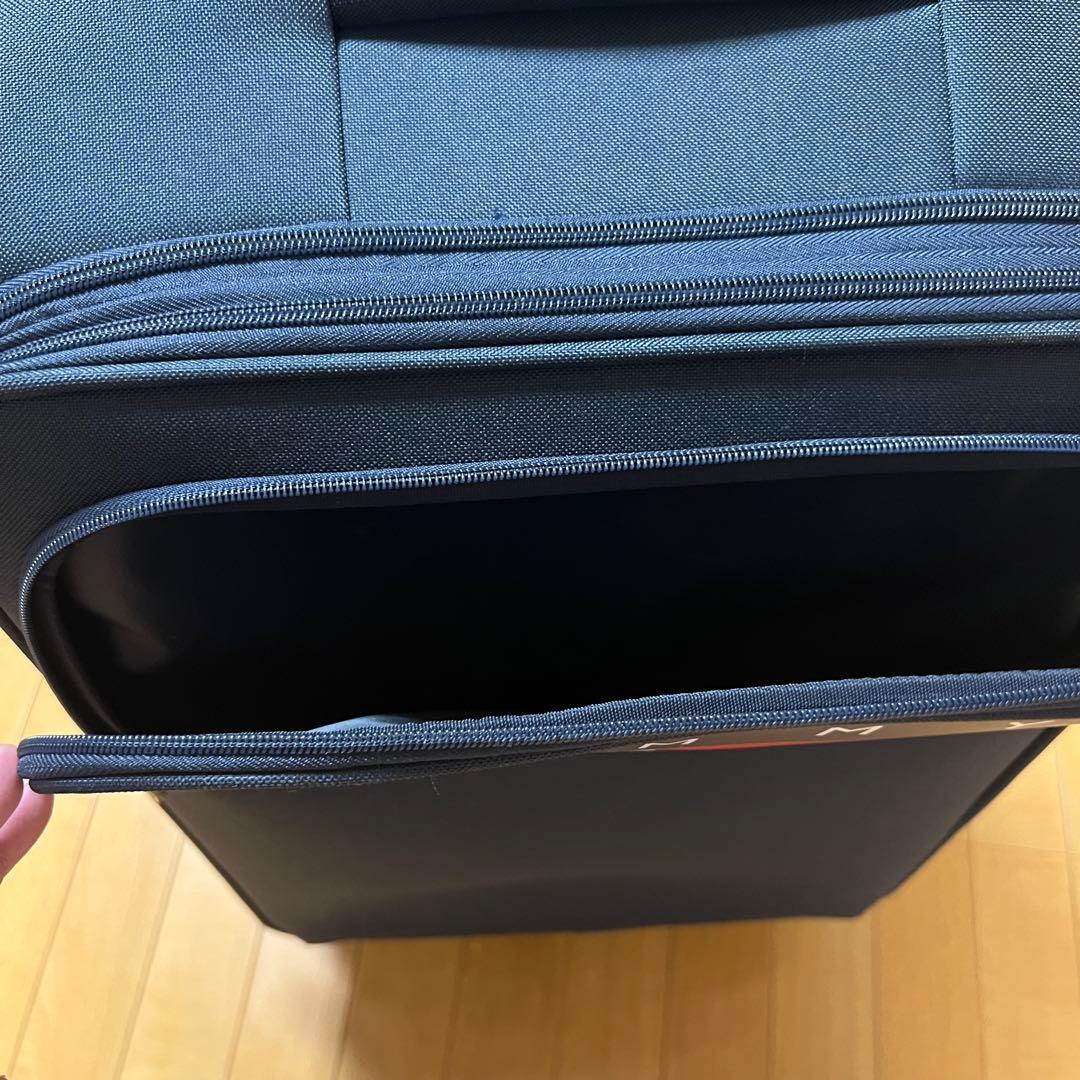   トミーヒルフィガー キャリーケース 軽量 ブラック