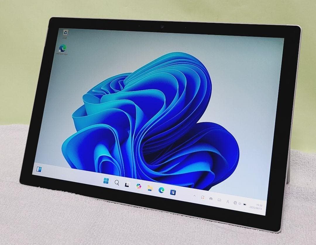 【美品】Surface Pro 7 i7/16G/256GB (ケース付き)