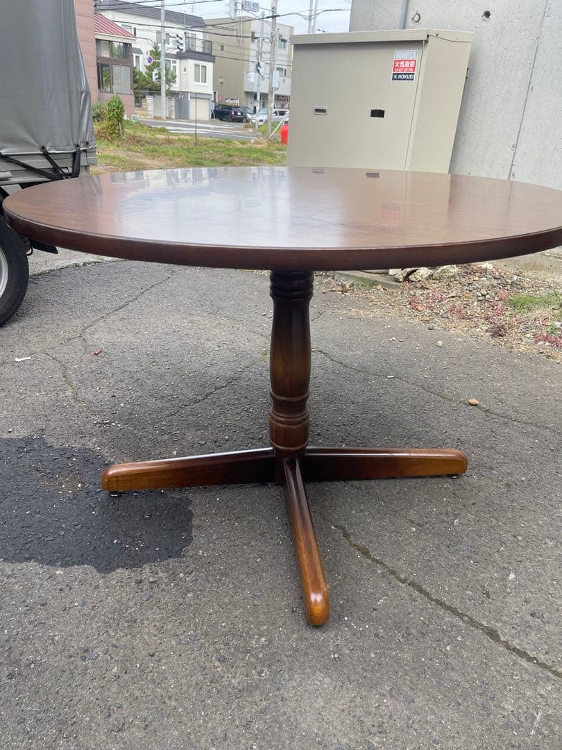 飛騨産業 キツツキマーク ダイニングテーブル 丸テーブル ラウンドテーブル