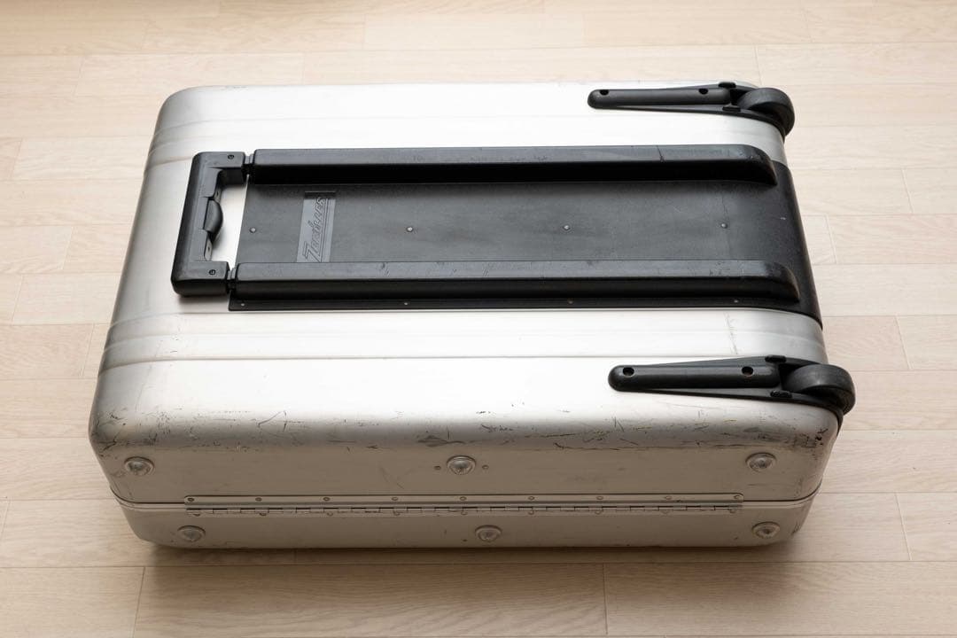 訳あり　ゼロハリバートン ZR3S-SI ゼローラー スーター 2輪