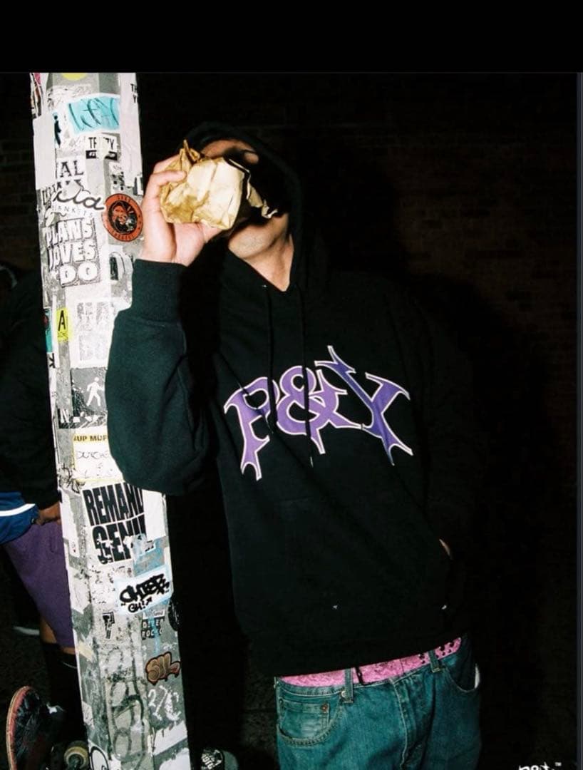 punkandyoパーカー