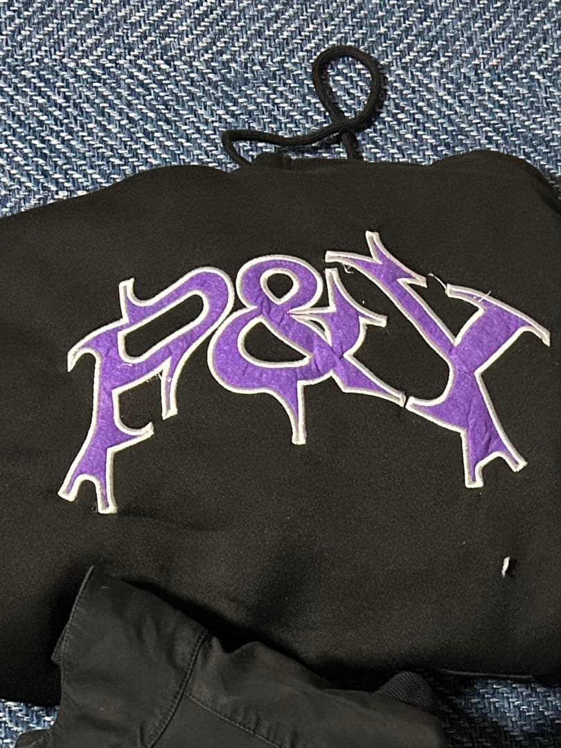 punkandyoパーカー