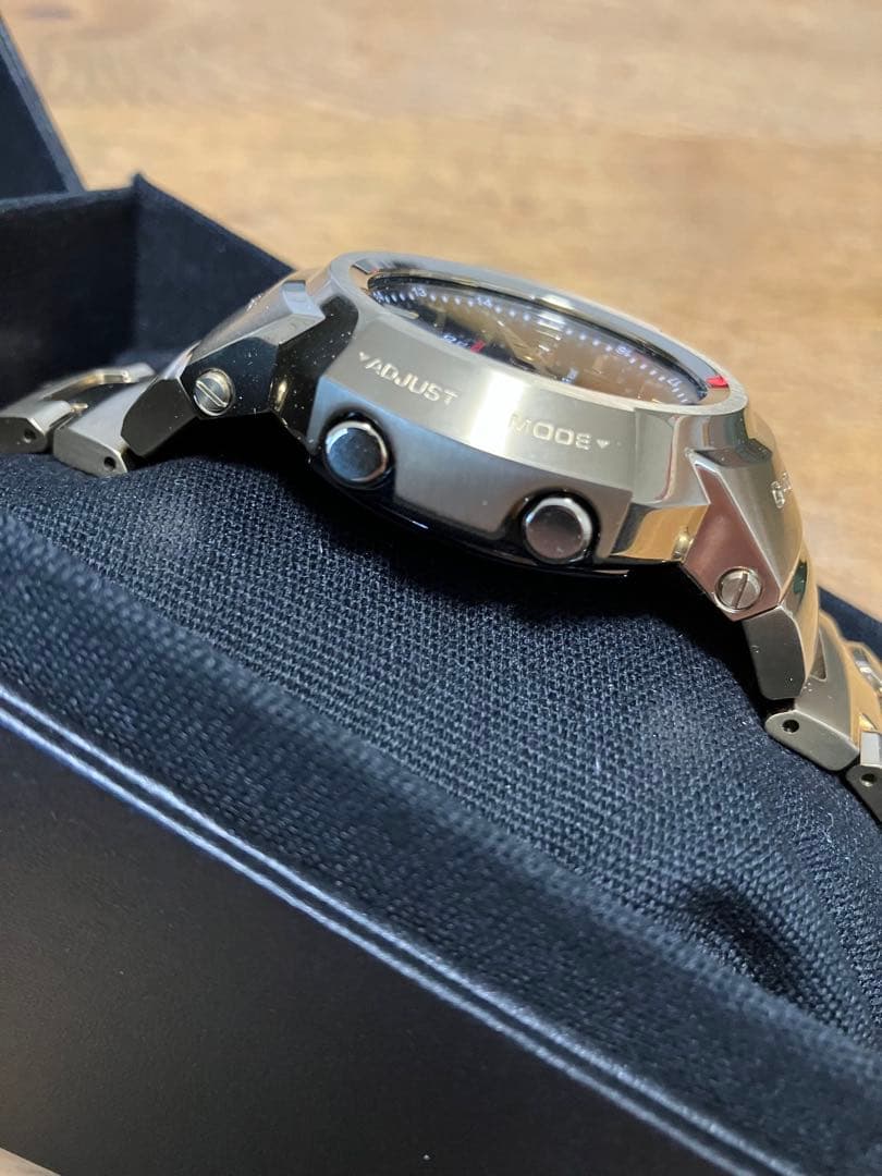 G-SHOCK AWM-500GD-9AJF ゴールド Gショック