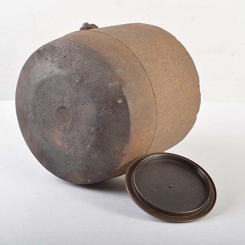 茶道具　釜師　伊藤鐐一造　肩衝筒釜　鉄釜　共箱　V　6567C