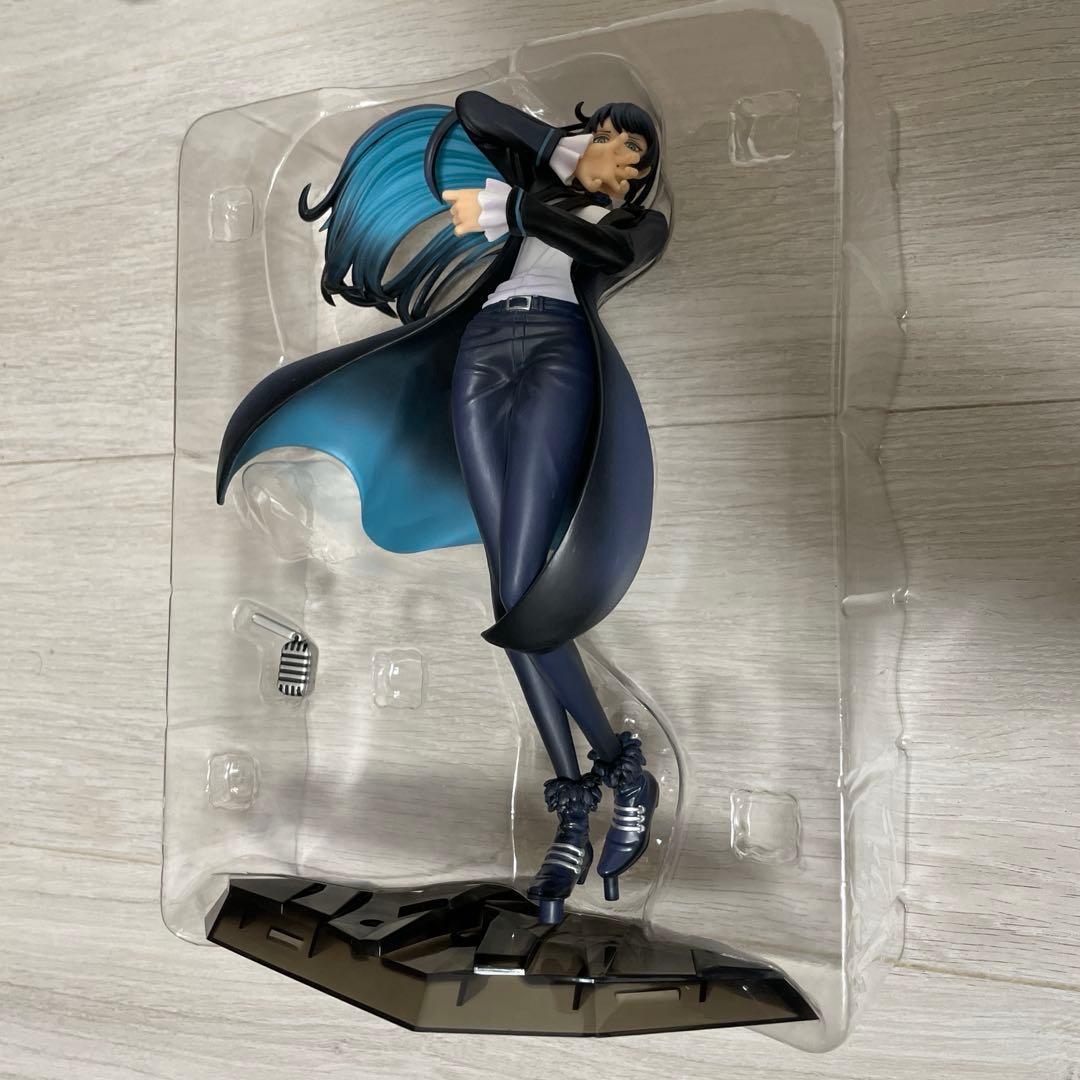 Ado × Oda アートビジュアルフィギュア