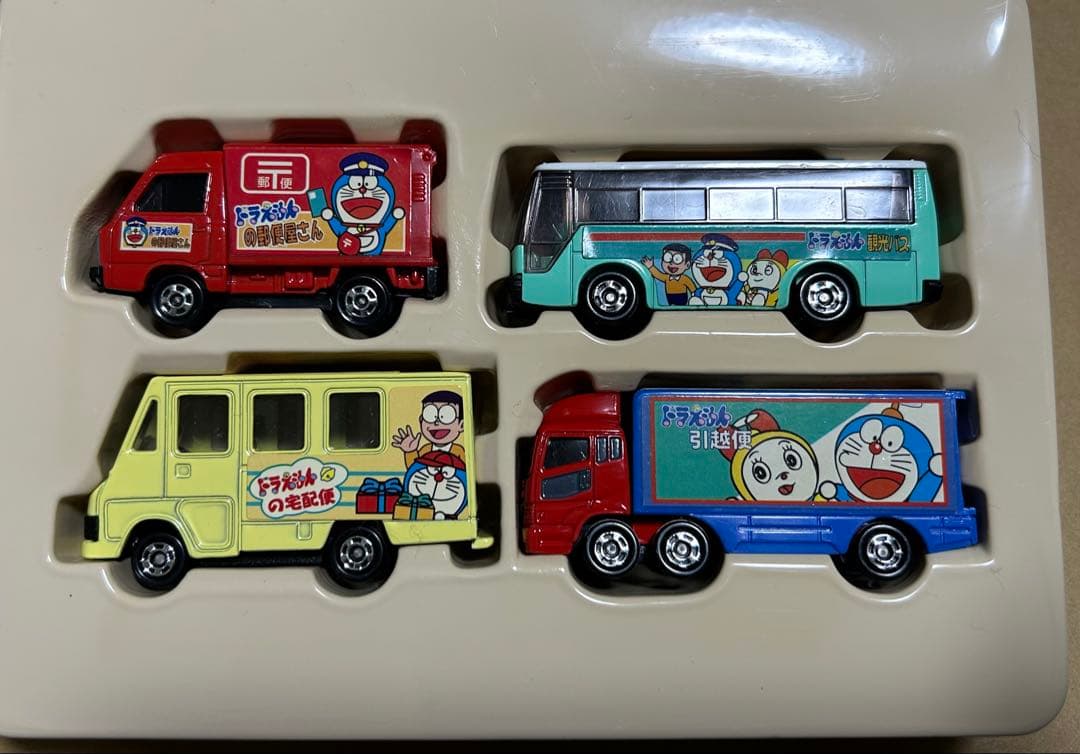 キャラトミカ ドラえもん たべもの販売車セット 運搬車セット 2点セット