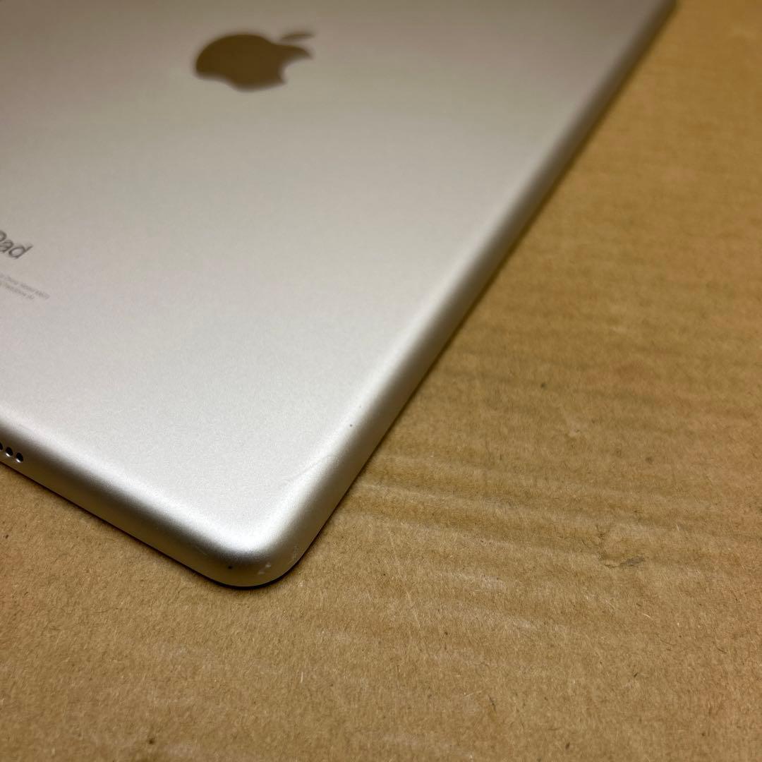 Apple iPad (第５世代) Wi-Fi+Cellular 128GB