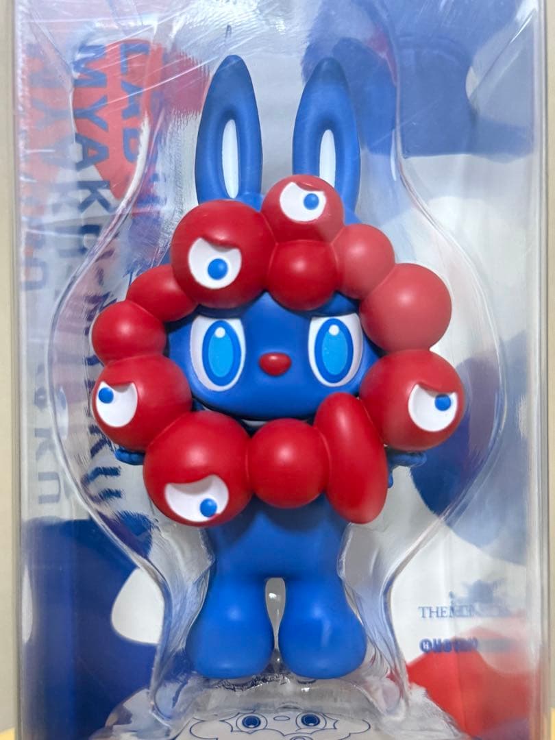 LABUBUのMYAKU-MYAKUフィギュア