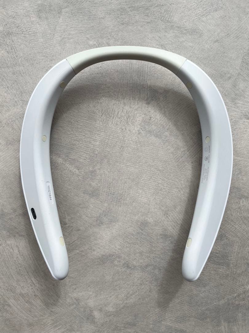 【美品】SHARP AN-SS2 サウンドパートナー ネックスピーカー 白