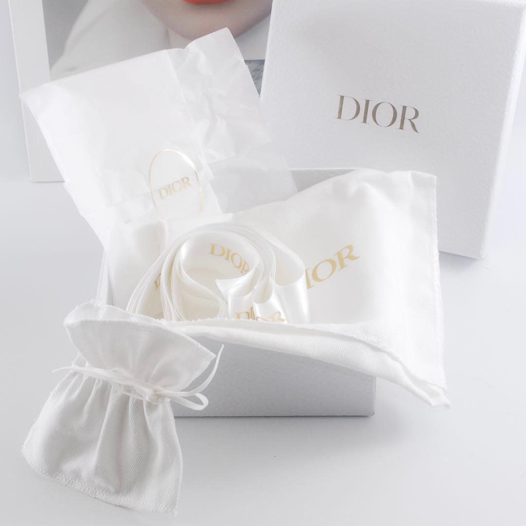 ＊Lady Dior＊ディオール＊エナメル＊ロータスウォレット＊カナージュ