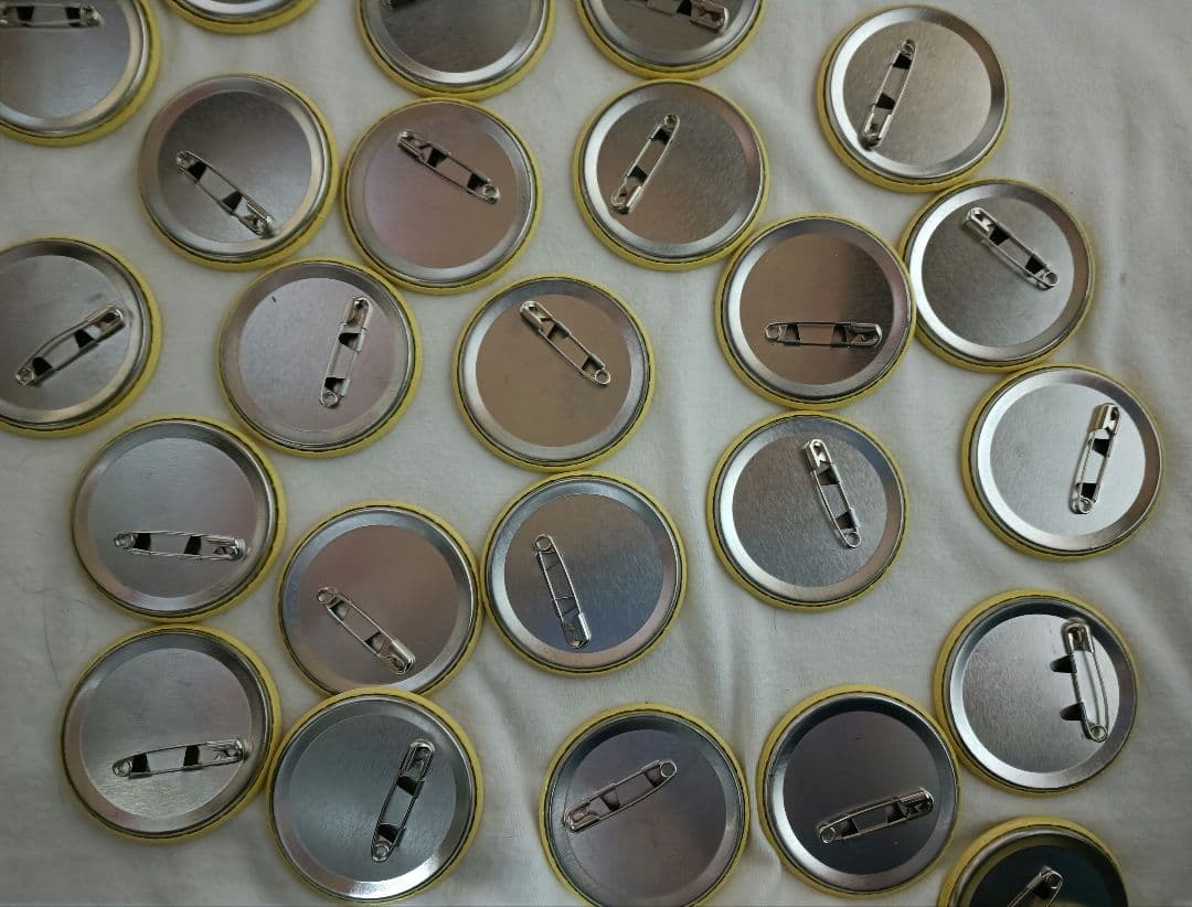 すとぷり　るぅと　缶バッチ　アニマル缶バッチ　あにまる缶バッチ