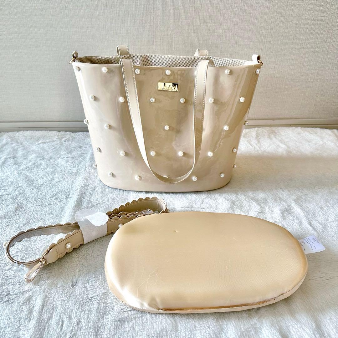 Ducie キャリーバッグ　ベージュ