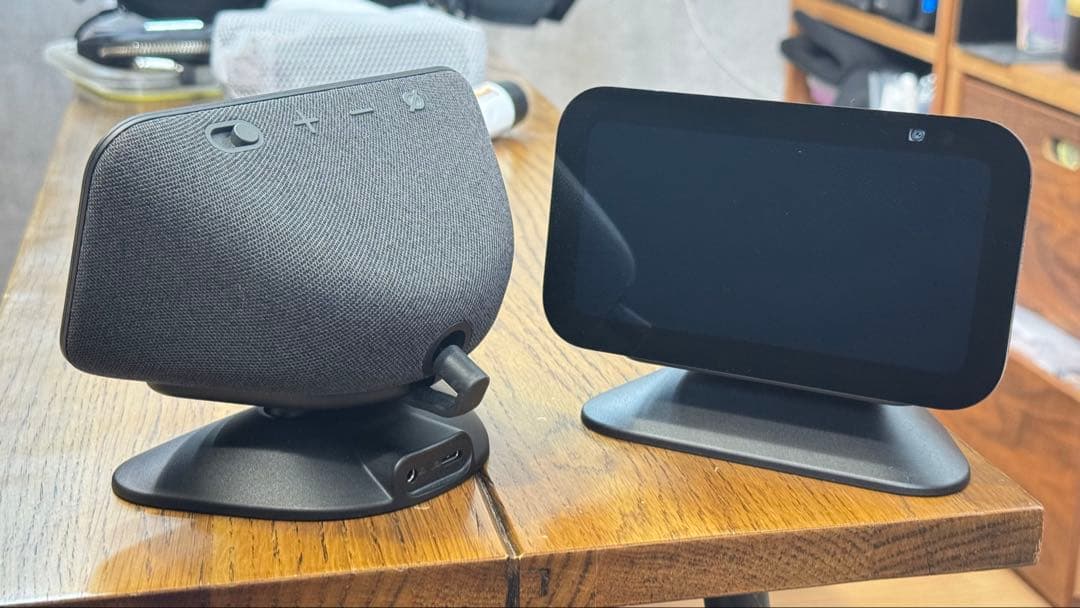 TRIPさん Echo Show 5 第3世代 角度調整台座付き 2セット