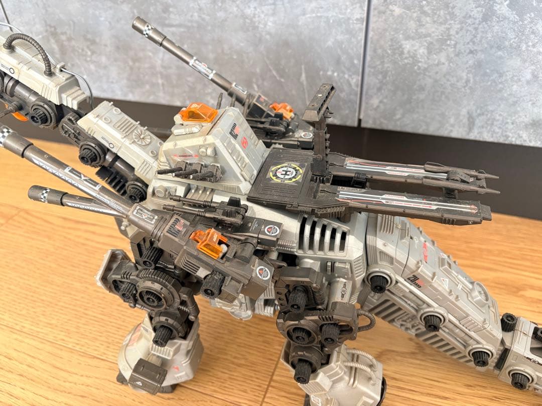 ゾイド ウルトラザウルス（ジャンク品）