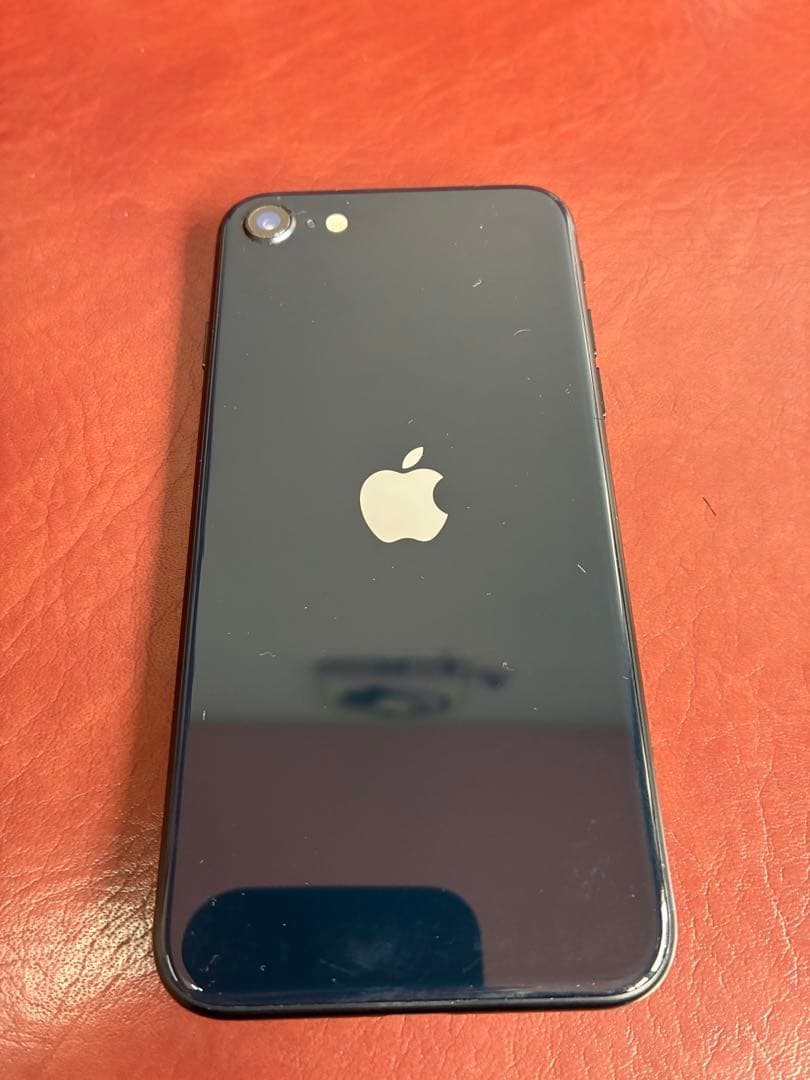 Apple iPhoneSE 3 128G 本体