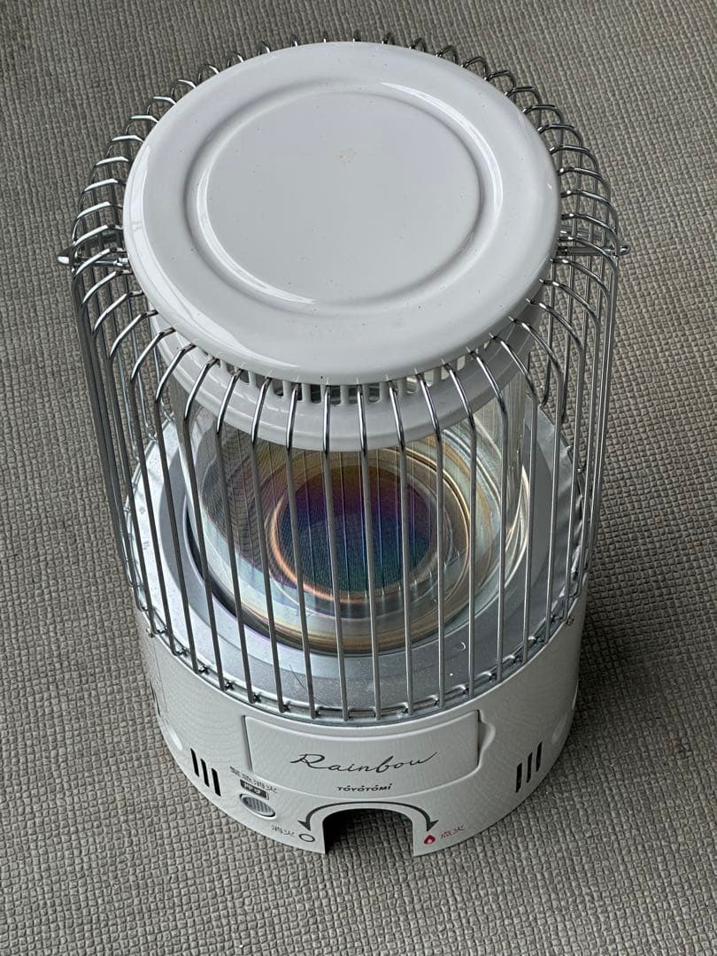 トヨトミ　レインボーストーブ