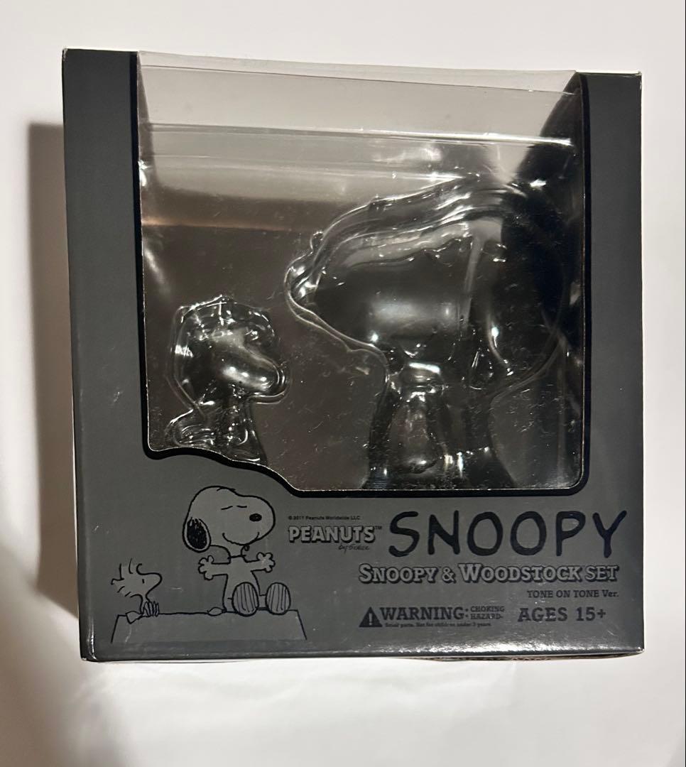 メディコムトイ VCD スヌーピー＆ウッドストック トーンオントーン 限定