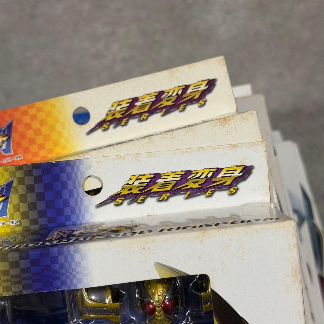 超合金 装着変身 仮面ライダーカブト ブレイド 龍騎 555 キバ 他 24点