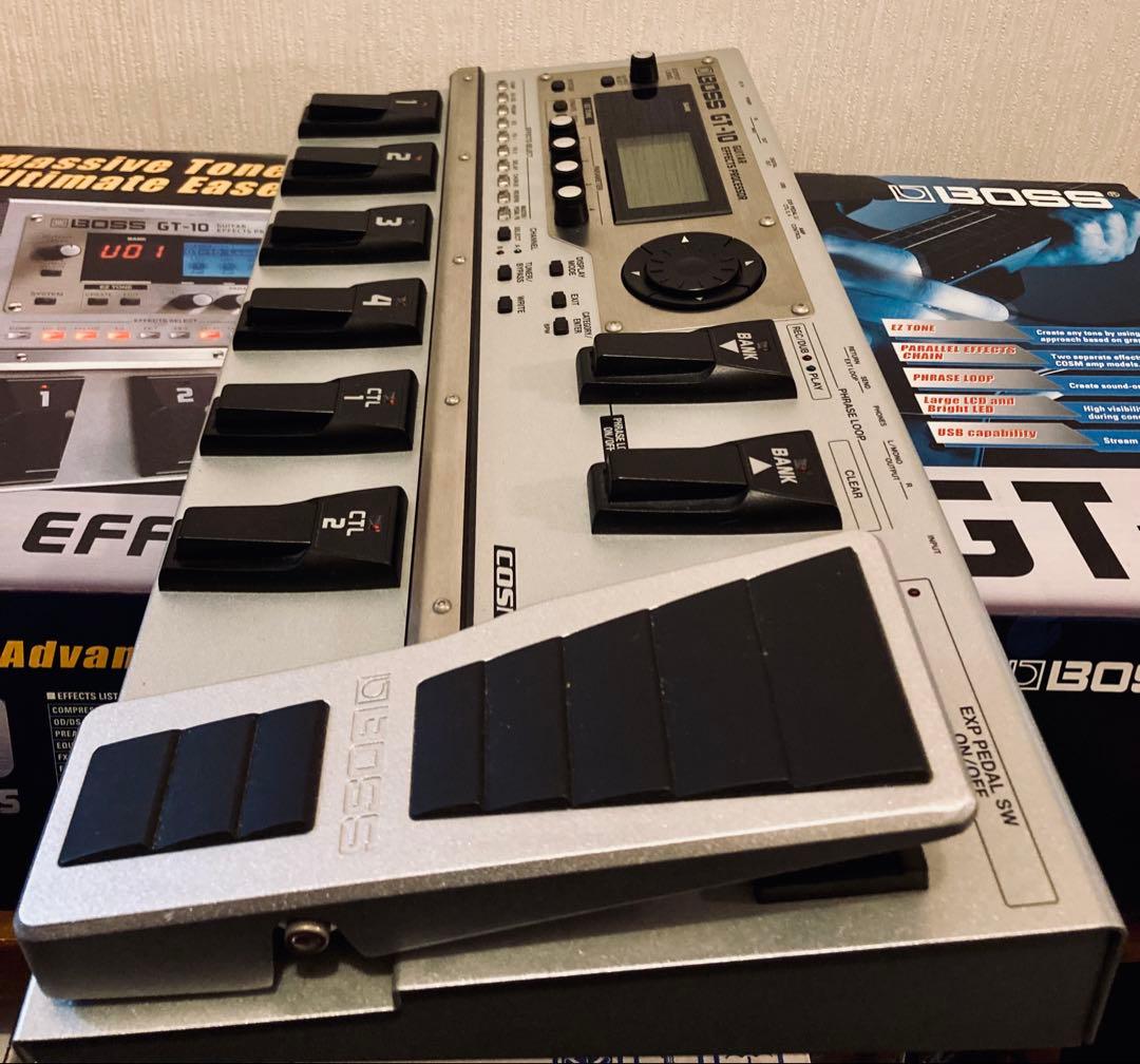 BOSS / GT-10 +キャリングケース付き中古美品!